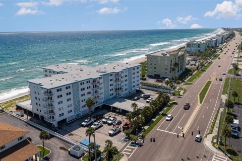 Condo in Satellite Beach, Florida, 2 bedrooms  № 1377782 - photo 12