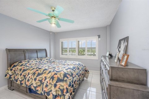 Condo in Satellite Beach, Florida, 2 bedrooms  № 1377782 - photo 20