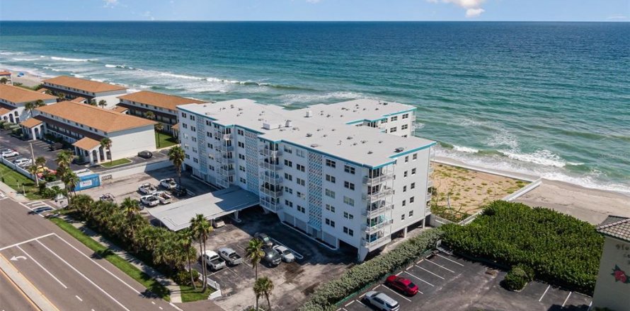 Condo in Satellite Beach, Florida, 2 bedrooms  № 1377782