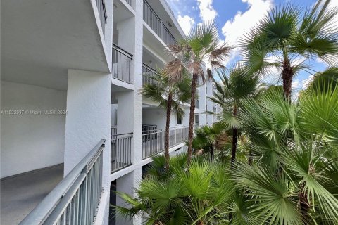 Condominio en venta en Weston, Florida, 2 dormitorios, 128.39 m2 № 975963 - foto 4