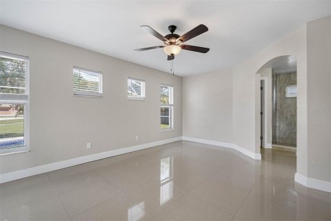 Casa en venta en Kissimmee, Florida, 4 dormitorios, 178.47 m2 № 1383315 - foto 13