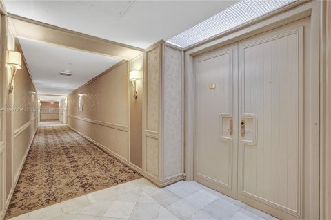 Copropriété à vendre à Aventura, Floride: 2 chambres, 136.57 m2 № 1383586 - photo 14