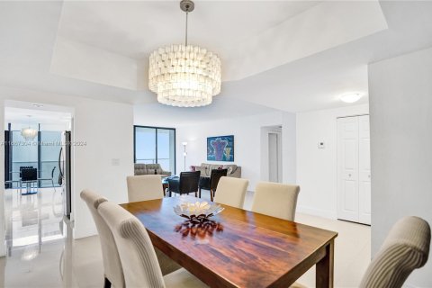 Condo in Aventura, Florida, 2 bedrooms  № 1383586 - photo 3