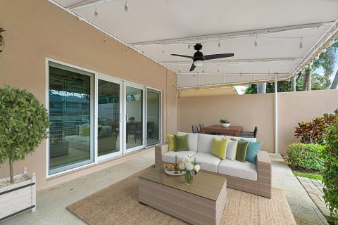 Adosado en venta en Palm Beach Gardens, Florida, 3 dormitorios, 236.34 m2 № 1178262 - foto 18