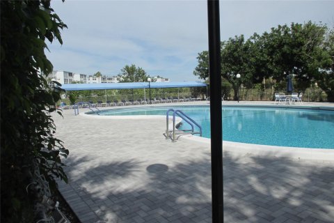 Condominio en venta en Margate, Florida, 2 dormitorios, 92.9 m2 № 932293 - foto 2