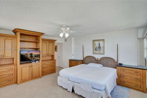 Condo in Boca Raton, Florida, 3 bedrooms  № 1331834 - photo 18