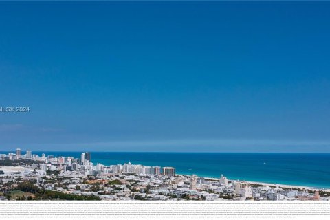 Condominio en venta en Miami Beach, Florida, 2 dormitorios, 133.22 m2 № 1141766 - foto 3