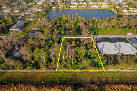 Terreno en venta en Englewood, Florida № 1217762 - foto 13