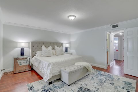 Adosado en venta en Pompano Beach, Florida, 4 dormitorios, 139.35 m2 № 1146071 - foto 21