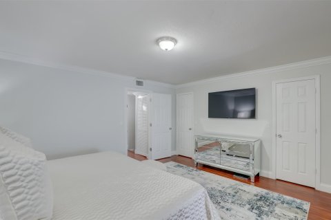 Townhouse in Pompano Beach, Florida 4 bedrooms, 139.35 sq.m. № 1146071 - photo 22