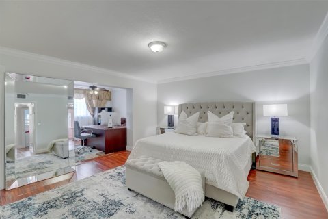 Adosado en venta en Pompano Beach, Florida, 4 dormitorios, 139.35 m2 № 1146071 - foto 24