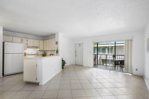 Condo in Delray Beach, Florida, 2 bedrooms  № 1146070 - photo 29