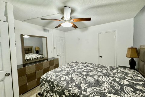 Купить кондоминиум в Форт-Лодердейл, Флорида 2 спальни, 90.58м2, № 1146072 - фото 23