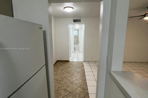 Appartement à louer à Hollywood, Floride: 1 chambre, 60.39 m2 № 1384437 - photo 7