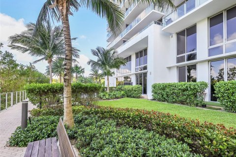 Adosado en venta en North Miami Beach, Florida, 3 dormitorios, 194.44 m2 № 1171726 - foto 27