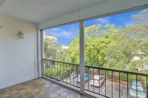 Copropriété à vendre à Fort Lauderdale, Floride: 2 chambres, 113.15 m2 № 1185373 - photo 11