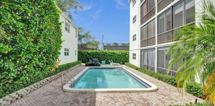 Condominio en Fort Lauderdale, Florida, 2 dormitorios  № 1185373