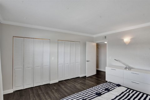 Condo in Fort Lauderdale, Florida, 2 bedrooms  № 1185373 - photo 14