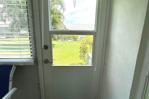 House in West Palm Beach, Florida 1 bedroom, 61.5 sq.m. № 1221370 - photo 21