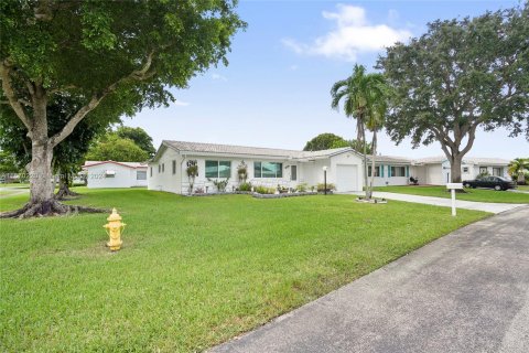 Villa ou maison à vendre à Plantation, Floride: 2 chambres, 124.3 m2 № 1395138 - photo 3