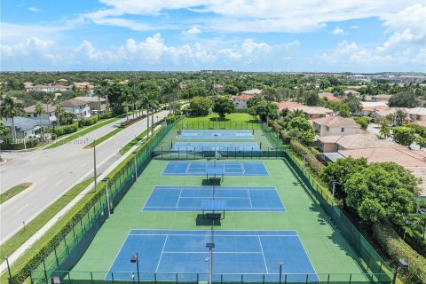 Villa ou maison à vendre à Miramar, Floride: 4 chambres, 269.6 m2 № 1333292 - photo 27