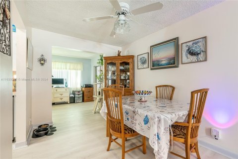 Villa ou maison à vendre à Boynton Beach, Floride: 2 chambres, 122.35 m2 № 1345324 - photo 8