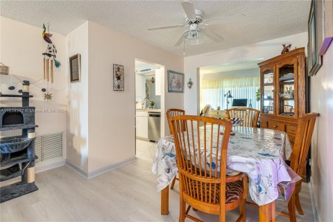 Villa ou maison à vendre à Boynton Beach, Floride: 2 chambres, 122.35 m2 № 1345324 - photo 7