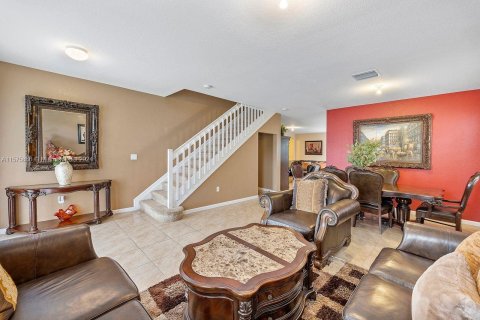 Villa ou maison à vendre à Homestead, Floride: 6 chambres, 276.85 m2 № 1141710 - photo 5