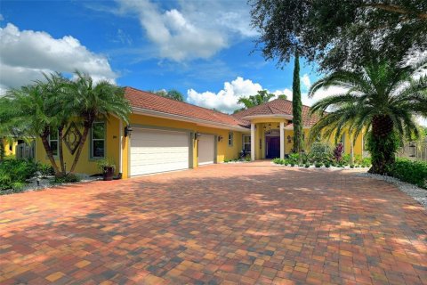 Villa ou maison à vendre à Vero Beach, Floride: 5 chambres, 379.88 m2 № 1287210 - photo 1