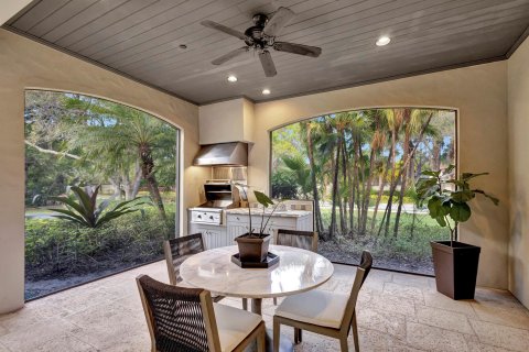 House in Jupiter, Florida 2 bedrooms, 184.88 sq.m. № 1099180 - photo 17