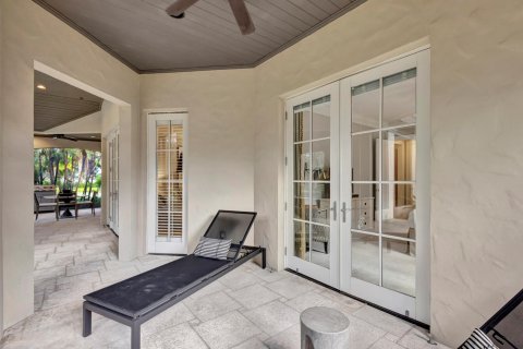 House in Jupiter, Florida 2 bedrooms, 184.88 sq.m. № 1099180 - photo 20