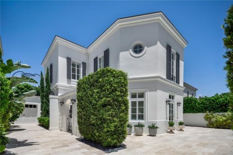 Villa ou maison à vendre à Coral Gables, Floride: 5 chambres, 344.02 m2 № 1327714 - photo 1