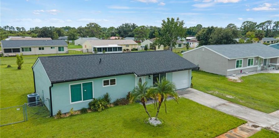 Villa ou maison à North Port, Floride 2 chambres, 84.63 m2 № 1369958