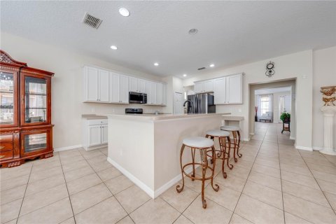 Villa ou maison à louer à Kissimmee, Floride: 6 chambres, 326.27 m2 № 1369996 - photo 13