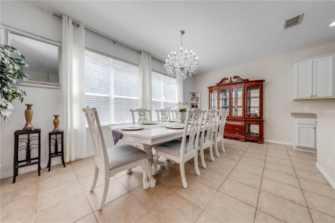 Villa ou maison à louer à Kissimmee, Floride: 6 chambres, 326.27 m2 № 1369996 - photo 15