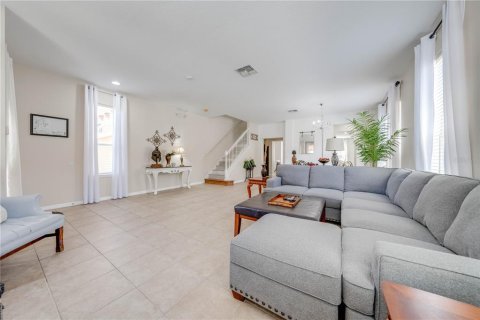 Villa ou maison à louer à Kissimmee, Floride: 6 chambres, 326.27 m2 № 1369996 - photo 5