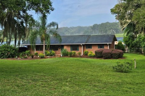 Villa ou maison à vendre à DeLand, Floride: 4 chambres, 201.13 m2 № 1317569 - photo 1