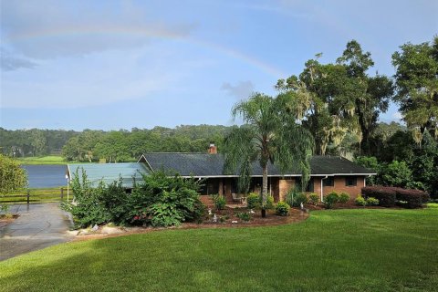 Villa ou maison à vendre à DeLand, Floride: 4 chambres, 201.13 m2 № 1317569 - photo 2