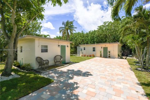 Villa ou maison à vendre à Fort Lauderdale, Floride: 1 chambre, 42.64 m2 № 1345637 - photo 1