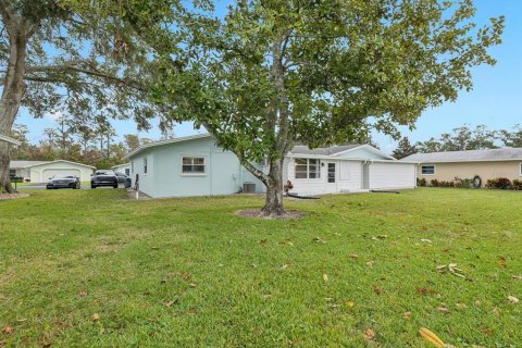 Condo in New Port Richey, Florida, 1 bedroom  № 1436920 - photo 23