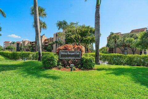 Copropriété à louer à Delray Beach, Floride: 2 chambres, 119.84 m2 № 619352 - photo 1