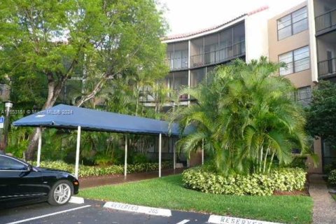 Condominio en venta en Hollywood, Florida, 1 dormitorio № 1347949 - foto 1