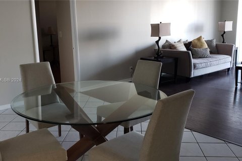 Condominio en venta en Hollywood, Florida, 2 dormitorios, 111.67 m2 № 1355215 - foto 8