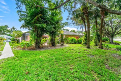 Villa ou maison à vendre à Palm Beach Gardens, Floride: 2 chambres, 107.02 m2 № 1178460 - photo 5