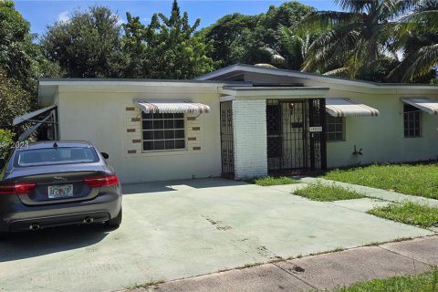 Casa en venta en North Miami, Florida, 3 dormitorios, 116.78 m2 № 1386081 - foto 4