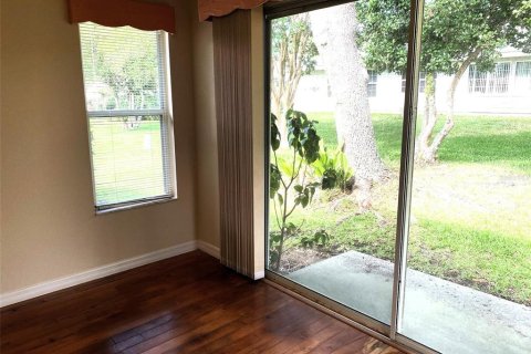 Duplex à vendre à Leesburg, Floride: 2 chambres, 106.93 m2 № 1288202 - photo 13