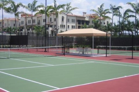 Townhouse in Sunrise, Florida 3 bedrooms, 151.24 sq.m. № 1398351 - photo 5