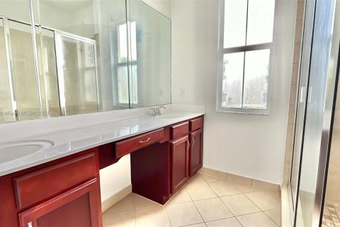 Adosado en venta en Sunrise, Florida, 3 dormitorios, 151.24 m2 № 1398351 - foto 21