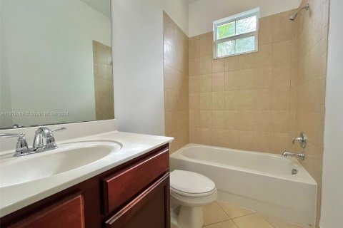 Adosado en venta en Sunrise, Florida, 3 dormitorios, 151.24 m2 № 1398351 - foto 16