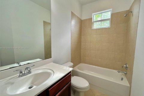 Adosado en venta en Sunrise, Florida, 3 dormitorios, 151.24 m2 № 1398351 - foto 17